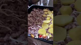 Мясо по-французски. Французша ет.