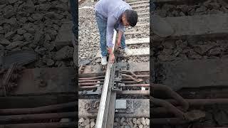 point bit testing by points man #pointsman #indianrailways #viral #railway #shortvideo #shorts