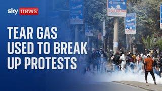 Kenya: Tear gas used to break up anti-government protests in Nairobi