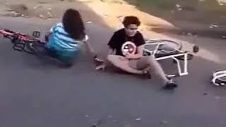 Funny Video #funNy #tiktokfunny #badvideos #hotvideos #badvideos #tiktok #likee #sabsbacribe like