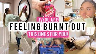 BURNT OUT MOM | OVERWHELMED | MESSY HOME | LAUNDRY | DECLUTTER | CLEANING MOTIVATION | #cleanwithme