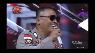 Bripka Ade Irawan Siloy (anggota Bidhumas Polda Kepri) dalam acara "Gebyar Bhayangkara" Indosiar