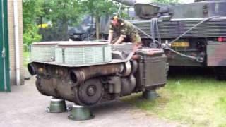 Leopard 2A6 motor sound. Tank engine 1500 pk. Big dude. Diesel power. Motor Kampfpanzer