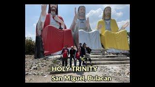 Banal na Bundok at Holy Trinity