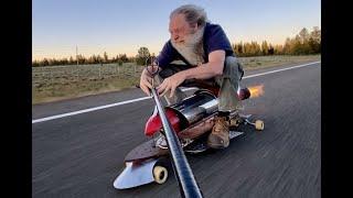 Crazy Rocketman: ROCKET SKATEBOARD! 50 mph