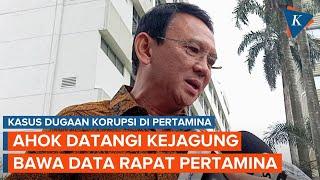 Datangi Kejagung, Ahok Bawa Bukti Data Rapat Pertamina