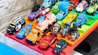 Clean up muddy minicars & disney pixar car convoys! Play in the garden