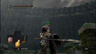 DARK SOULS™: REMASTERED. Backstab with the winged spear ....