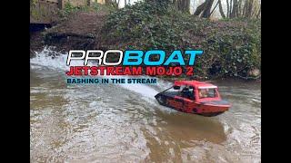 PROBOAT JETSTREAM MOJO 2 JET BOAT BOAT BASHING IN THE STREAM