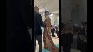 THEE MICHAELA COEL!  #Shorts #MetGala #MetGala2023 #MichaelaCoel #Redcarpet