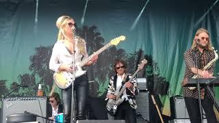 Natalie Bergman new song "I'm Gonna Fly Home to Ya" (?) @ Ohana Fest Dana Point, CA Sept. 25, 2021