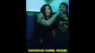 viral sepasang berani berbuat mesum di tempat karaoke