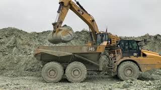 Cat 374 with the AMI XMOR Bucket at Turner Mining