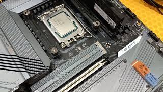 GIGABYTE Z690 RTX 4070 черный экран, решение