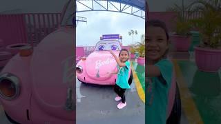 Si bocil lihat pesawat barbie & naik mobil barbie lucu #bocill #pesawat #car #barbie #funny #viral