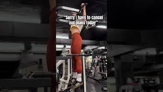 So… extra gym sesh?  #fitfemales #girlswholift #gymgirl #gymcomedy #gymworkout #backday #pullups