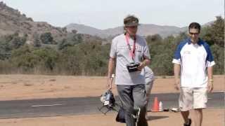 Bruce Jenner Flies His T-Rex 700e DFC RC Helicopter at HeliFreak 2012