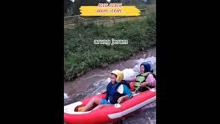 bocil heboh arung jeram di sungai air hangat.. 