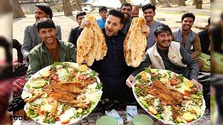 چلنج خوردن دو و نیم کیلو ماهی در ۸ دقیقه | Afghan Food Challenge - Fried Fish in Jalalabad