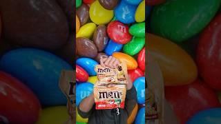 Snack Review! Peanut Butter & Jelly M&Ms and Holiday Toasted Peanut M&Ms!