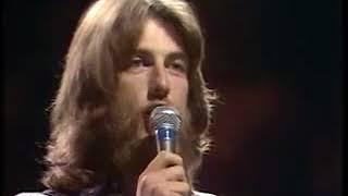 Three Dog Night - Mama Told Me Not To Come (1970)