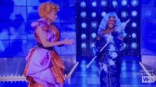 SHEA COULEÉ WINNER RECIVE THE CROW