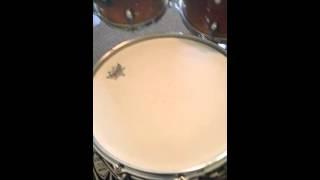 HOW TO STOP ANY SNARE FROM RINGING REAL EASY AND CHEAP.