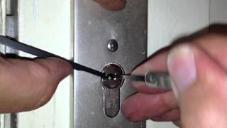 Schließzylinder öffnen ( Bohrmuldenschließzylinder picken)Schloss knacken/Lock Picking