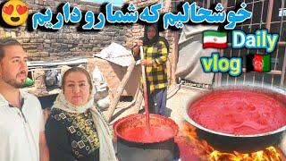 یک روز پرماجرا در خانه‌ی ما: از درست کردن رب خانگی  تا دیدار با فالوور عزیزمان