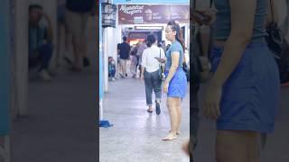 aduh bingung banget tante cantik sandalnya ilang lucu #viral #prank #funny #lucu #shorts