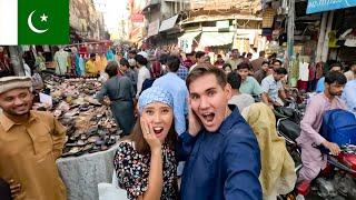 The CHEAPEST bazar in the World ? AnarKali Bazaar Lahore Pakistan 