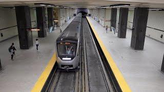 Ambiance in Montreal Subway (Métro de Montréal)