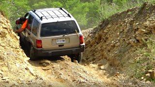 Stock Jeep Grand Cherokee Off Road.