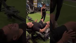 Ketika ngegym bareng partner #lucu #gym #gymlife #fitness #bodybuilding #funnyvideo #funny