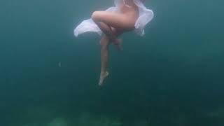 Underwater Art Nude performance - Ocean swim white peniir