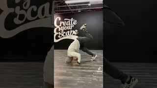 Headspin Tutorial #breakdance #bboy #headspin #tutorial #dancetutorial #dance #dancer #headstand