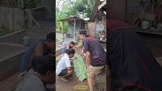 Orang lagi makan malah di injak #art #lucu #komediansunda #ngakak #komedi #news #bodoreels #comedy