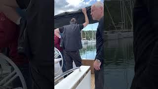 Mooring Manöver ACI Marina Skradin Kroatien Anlegemanöver Rückwärtsanlegen Rückwärtsfahren