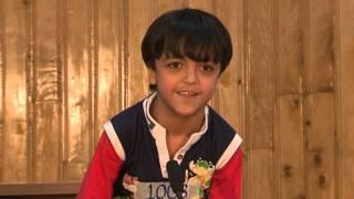 Afghans Got Talent - Talented child singer استعداد افغان - کودک با استعداد آوازخوانی می کند