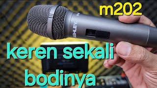 mic ashley m202