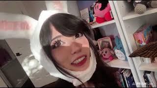 Emiru FaceTime shelfs showcase stream