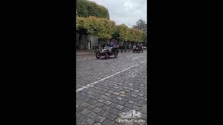 Rallye des Ancêtres 2022 - PreWarCars arriving at Château de Compiègne