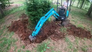 SMALL EXCAVATOR VS BIG TREE STUMP!!