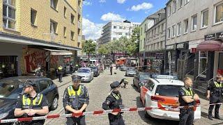 В Гамбурге мужчина напал на полицейских с топором, его "нейтрализовали"