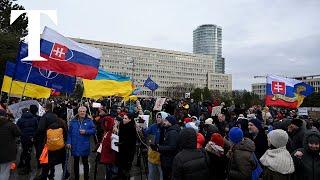 Thousands protest in Slovakia after prime minister meets Putin in Moscow