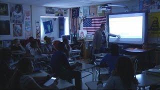 Students learn about 9-11 in classroom