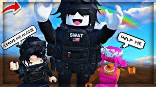 RAIDING DA HOOD AS SWAT TEAM (WE TERRORIZED LOCKERS )