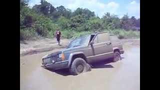 the jeep stuck and sunk!!!!