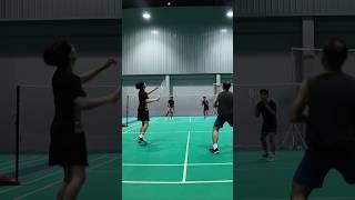 New vlog!! Back to badminton  #badmintonlovers #shorts #yonex