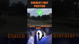 The Best foot position while driving #shorts #drivingtips #drivinglesson #brake #accelerator #viral